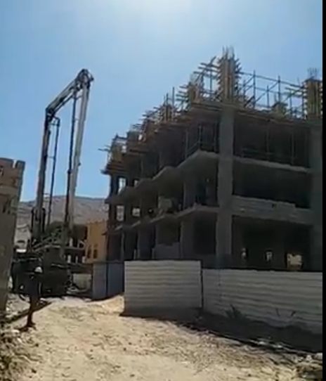 إنتهاء أعمال صبيات أعمدة الجزء الأول من الدور الثالث بعد الأرضي