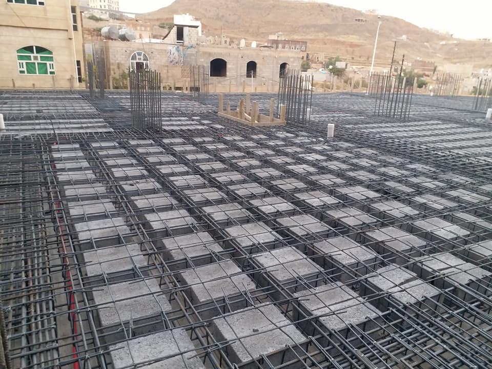 سقف الدور الأرضي في مشروع مجمع البستان السكني