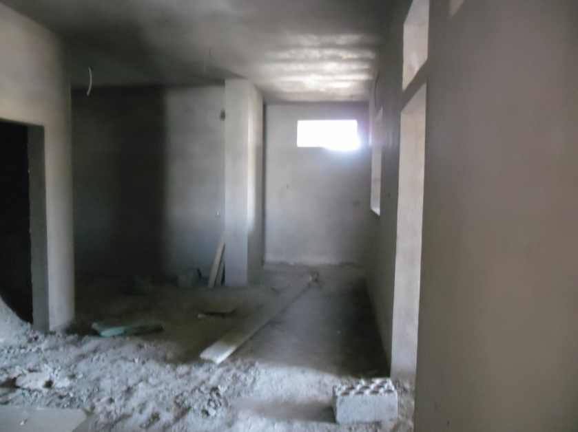 الانتهاء من أعمال التلييس للأربعة الأدوار الأولى مشروع برج اللؤلؤة السكني